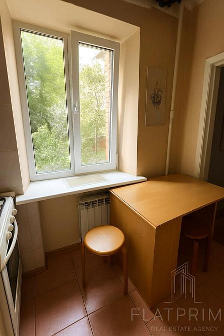 Продаж Квартира 3-кімнатна, 2/5 поверх на Костя Гордиенко вул., д. 8 Киев - изображение 2