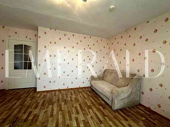 Продаж Квартира 2-кімнатна, 23/25 поверх на Милославська вул., д. 4 Kiev