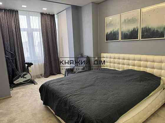 Оренда Квартира 3-кімнатна, 18/21 поверх на вул. Кудряшова ул./Мокра Киев