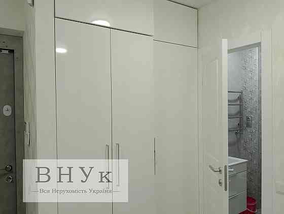 Продаж Квартира 3-кімнатна, 2/10 поверх на вул. Бандери С. Ternopil'