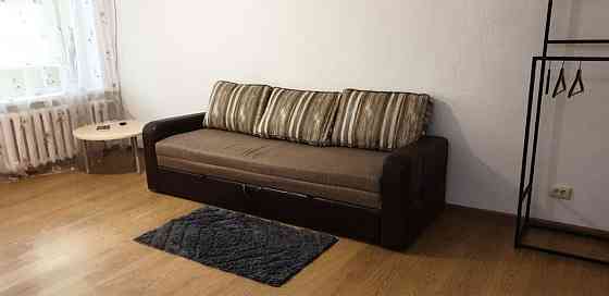 Оренда Квартира 1-кімнатна, 1/12 поверх на вул. Виставкова, 4 Kiev