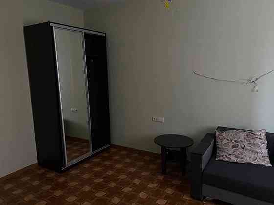 Оренда Квартира 3-кімнатна, 3/32 поверх на Ахматової, 13 Киев