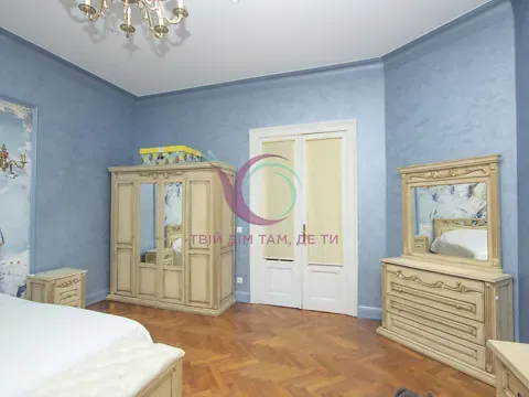 Продаж 2к Квартира 141 кв.м Лисенка Миколи вулиця 2 Чернівці - фото 1