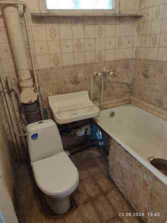 Продаж Квартира 1-кімнатна, 5/5 поверх на Харківське шосе, 5 Київ