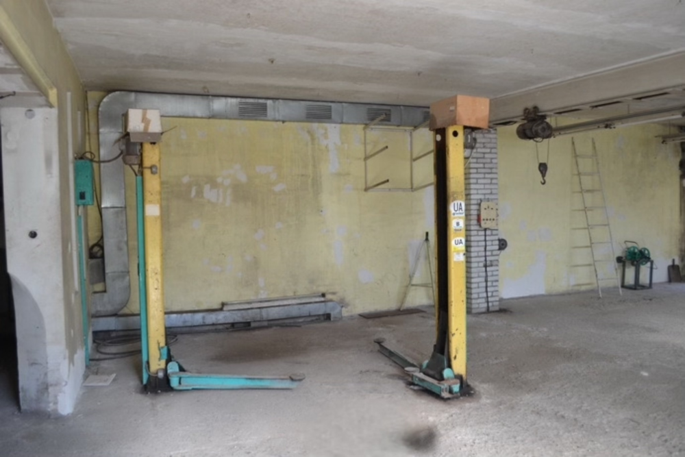 Продаж АЗС / автомийка / шиномонтаж / СТО площа 700 кв.м 1-й поверх на Польова 9 Зимна Вода - фото 2