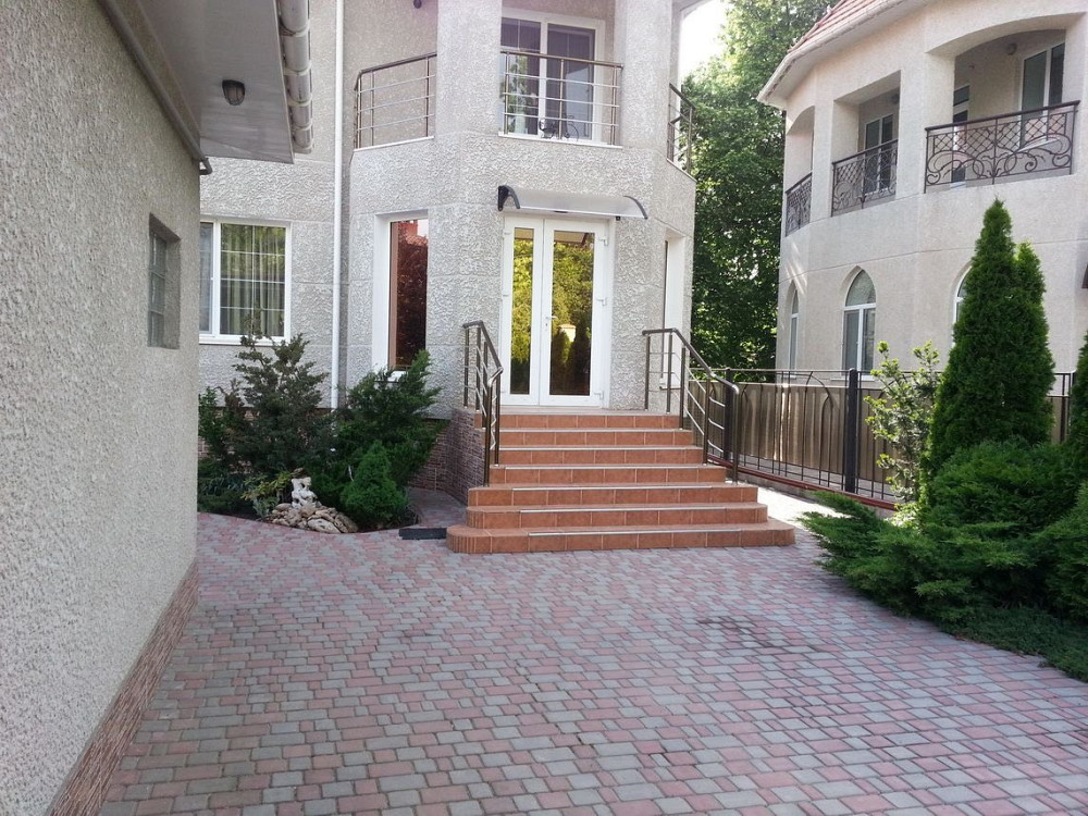 Уютный дом на ул. Ёлочной. Одеса - фото 1