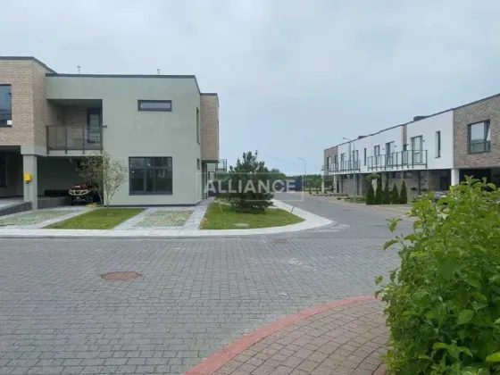 Продажа 2-этажный Таунхаус  110.5 кв.м 3 комн. на КМ Липові Роси Львов