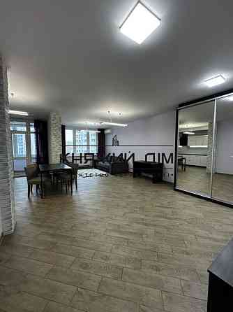 Оренда Квартира 1-кімнатна, 18/25 поверх на Драгоманова ул. Київ