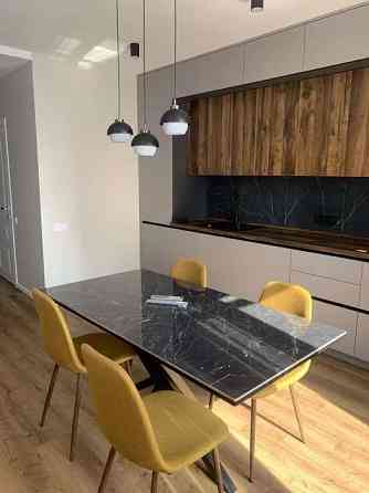 Оренда Квартира 1-кімнатна, 15/28 поверх на Днепровская набережная Kiev