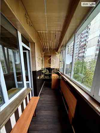 Продаж Квартира 2-кімнатна на Болбочана Петра ул., 4А Київ