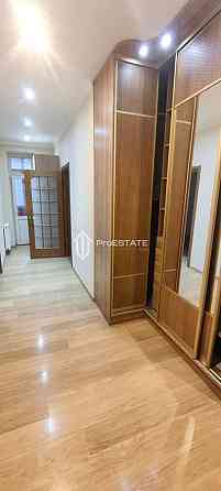 Продаж Квартира 2-кімнатна, 5/5 поверх на вул. Краковская Киев