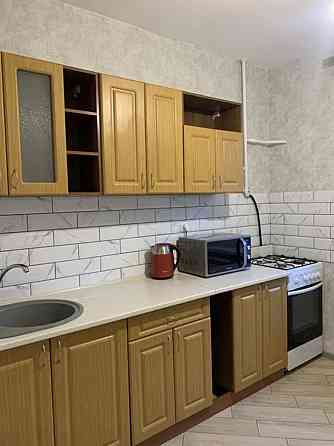 Оренда Квартира 2-кімнатна, 1/10 поверх на Тростянецька Київ