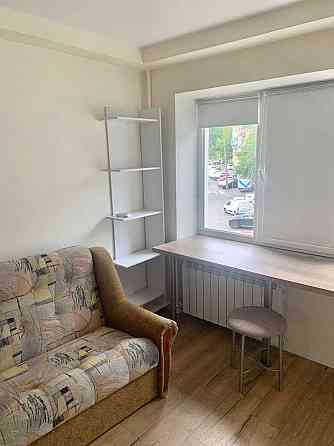 Оренда Квартира 2-кімнатна, 2/6 поверх на вул. Джона Макейна, 42 Київ