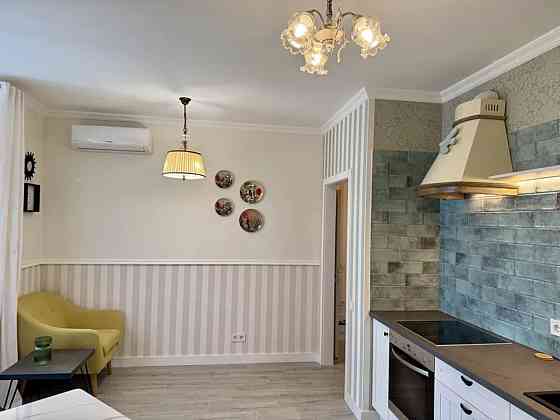 Оренда Квартира 1-кімнатна, 12/22 поверх на Гліба Бабича, 8Г Київ