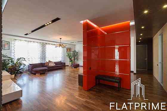 Продаж Квартира 4-кімнатна, 21/25 поверх на Мокра вул., д. 20 Київ