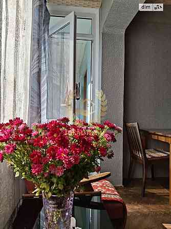 Продаж Квартира 2-кімнатна на Победы пл., 21 Киев