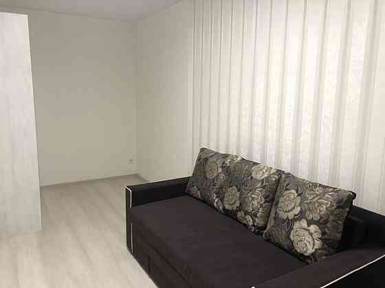 Оренда Квартира 1-кімнатна, 12/25 поверх на Сиваська, 12/2 Kiev