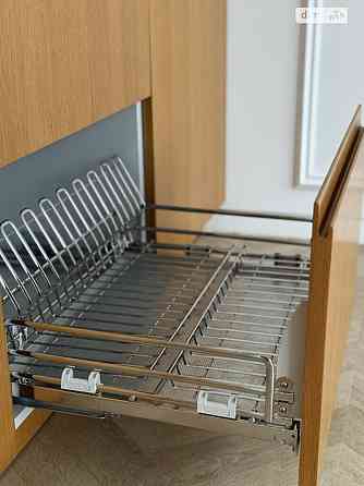 Продаж Квартира 3-кімнатна, 18/25 поверх на Вишгородська вул., 45/13 Киев