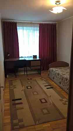 Оренда Квартира 3-кімнатна, 5/16 поверх на Скрипника Мстислава Патриарха ул. (Островского Николая), 7 Kiev