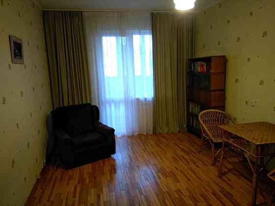 Продаж Квартира 3-кімнатна, 4/16 поверх на Гмирі Бориса вул., д. 1-Б/6 Киев