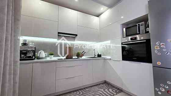 Продаж Квартира 2-кімнатна, 16/16 поверх на вул. Івана Виговського Киев