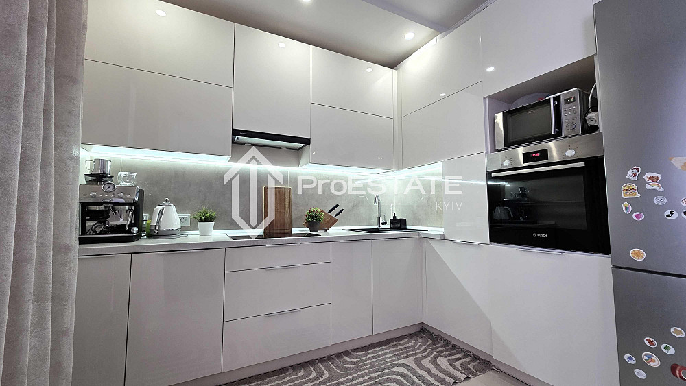 Продаж Квартира 2-кімнатна, 16/16 поверх на вул. Івана Виговського Київ - фото 3