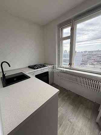 Продаж Квартира 2-кімнатна, 9/9 поверх на вул. Велика Панасівська Kharkiv