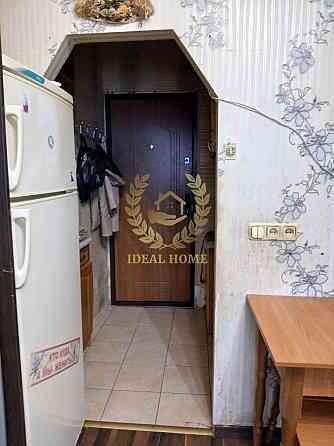 Кімната в гуртожитку у зручному районі, вул. Юрія Литвинського 31 Київ