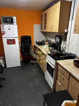 Продаж комерційне приміщення на Машиностроителей ул., 2В поверх - 1 