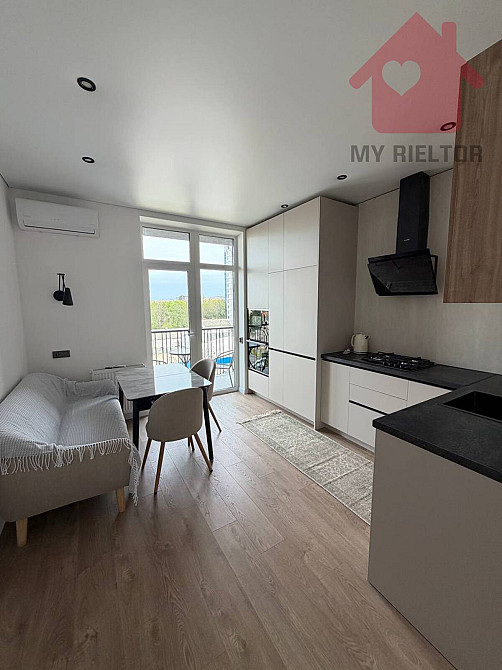 Оренда Квартира 1-кімнатна, 6/9 поверх на Сечені Ужгород - изображение 1