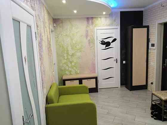 Продаж Квартира 2-кімнатна, 25/26 поверх на Воскресенська, 2а Київ