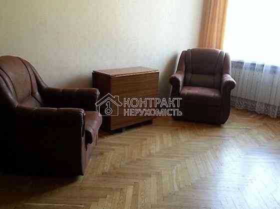 Продаж Квартира 3-кімнатна, 4/5 поверх на вул. Свободы Харьков