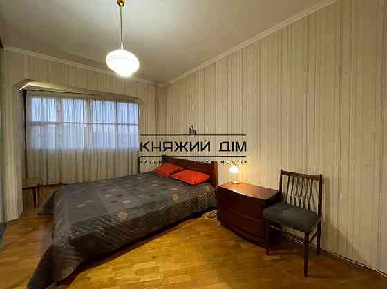 Оренда Квартира 3-кімнатна, 9/16 поверх на Гната Юры ул. Kiev