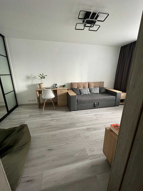 Продаж Квартира 2-кімнатна, 9/9 поверх на Малышко Андрея вул., д. 13а Kiev - photo 2