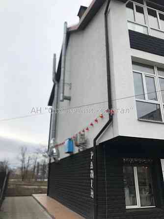 Оренда Будинок 4-кімнатний на Тичини Павла пр-т, 20Б Киев