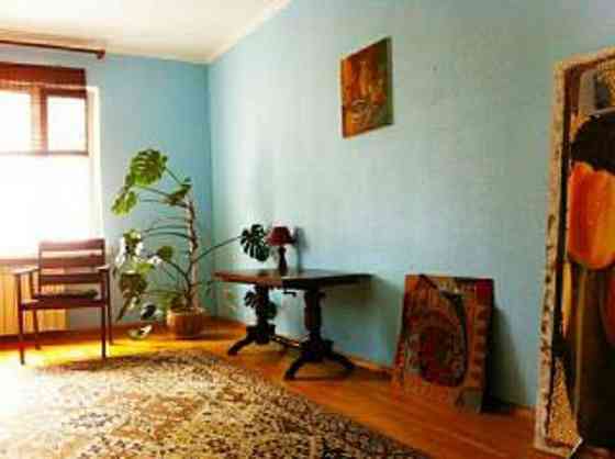 Оренда Квартира 2-кімнатна на Бажана Николая просп., 34 Київ