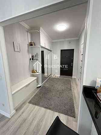 Продаж Квартира 1-кімнатна, 16/24 поверх на вул. Сім'ї Кульженків Київ