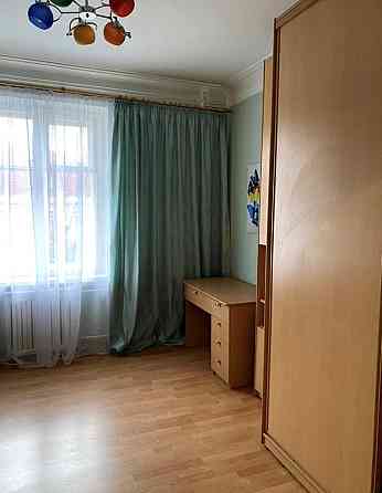 Оренда Квартира 3-кімнатна, 3/5 поверх на бульвар Гашека Ярослава, д.1 Kiev