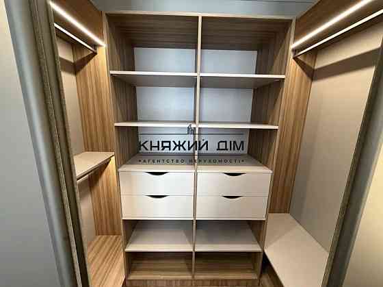 Продаж Квартира 1-кімнатна, 15/23 поверх на Днепровская Набережная Київ