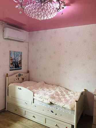 Оренда Квартира 3-кімнатна, 12/25 поверх на Юлії Здановської вул. (Михайла Ломоносова), 36 В Kiev