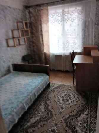 Оренда Квартира 2-кімнатна, 5/5 поверх на ул. Березневая Київ