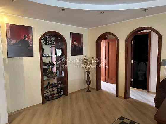 Продаж Квартира 3-кімнатна, 9/10 поверх на вул. Харківських Дивізій Харків