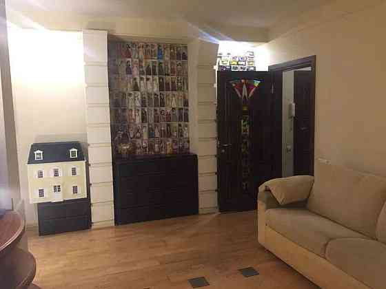 Оренда Квартира 2-кімнатна, 6/9 поверх на пр. Николая Бажана Київ