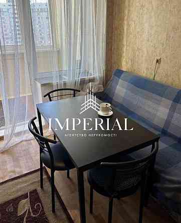 Продаж Квартира 1-кімнатна, 18/22 поверх на вул. Пчілки Олени Київ