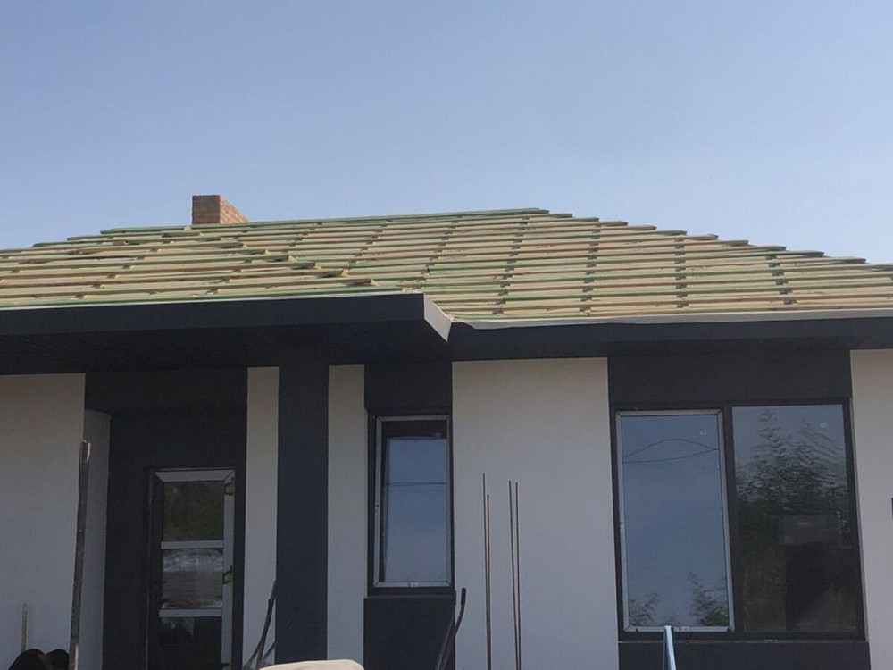 Продаж Квартира 3-кімнатна, 1/1 поверх Luts'k - photo 1