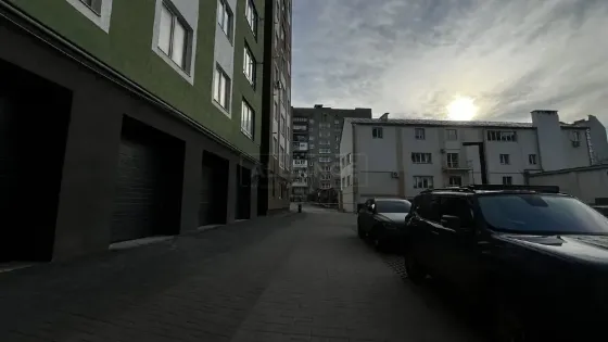 For sale 2-room Apartment 72 sq.m Богдана Хмельницького Ivano-Frankivs'k