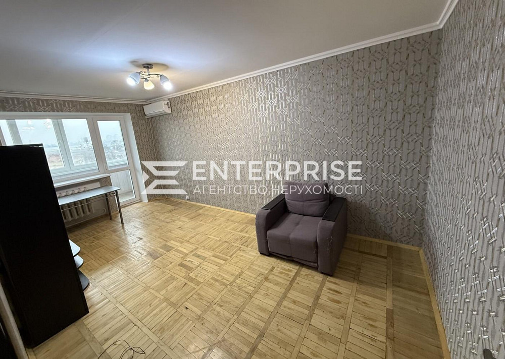 Продаж Квартира 2-кімнатна, 5/5 поверх на вул. Заслонова Константина Київ - фото 2