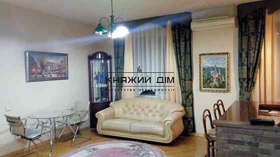 Оренда Квартира 3-кімнатна, 4/5 поверх на Вышгородская ул. Киев