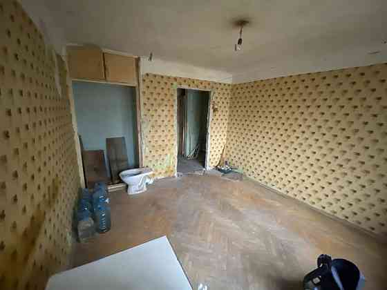 Продаж Квартира 1-кімнатна, 4/5 поверх на Олекси Тихого, 91-А Київ