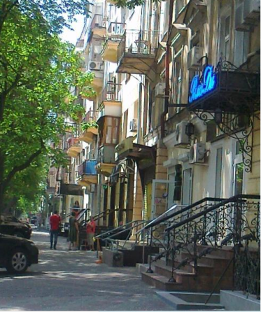 Большая квартира в исторической части города. Одеса